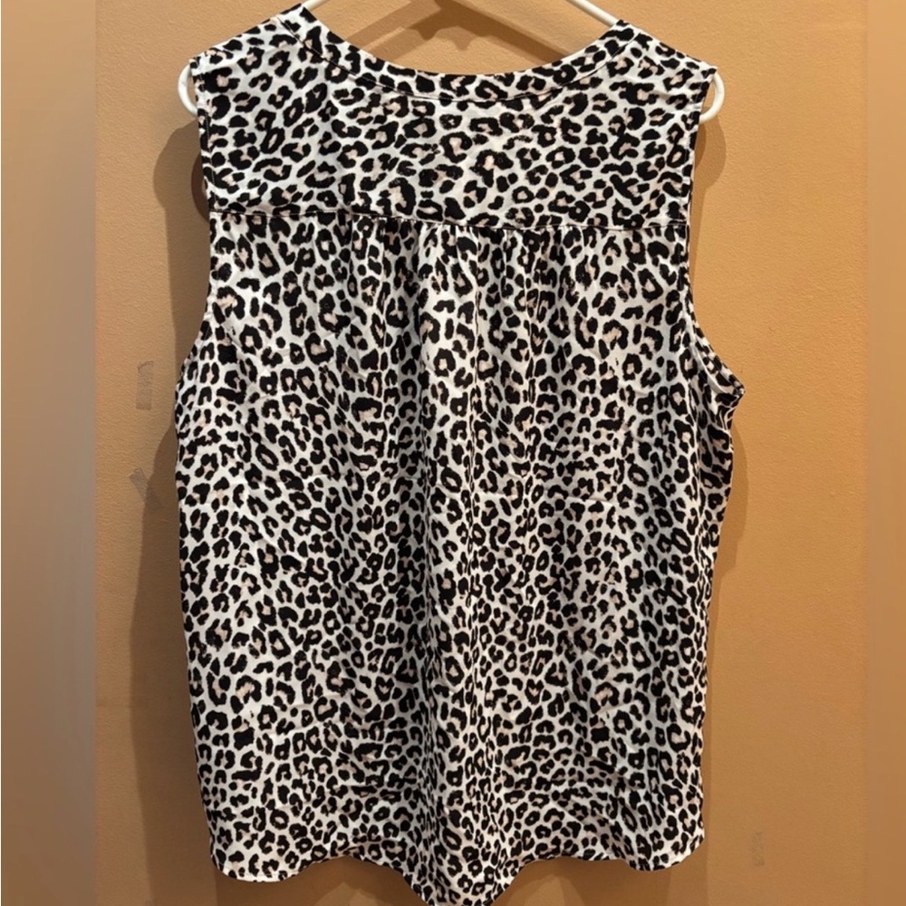 Carolina Belle Black and White Leopard Print Sleeveless Blouse - Picture 4 of 6